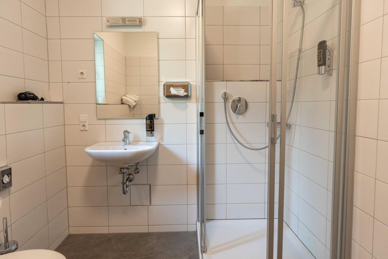Hotel am Römerplatz Ulm Buitenkant foto