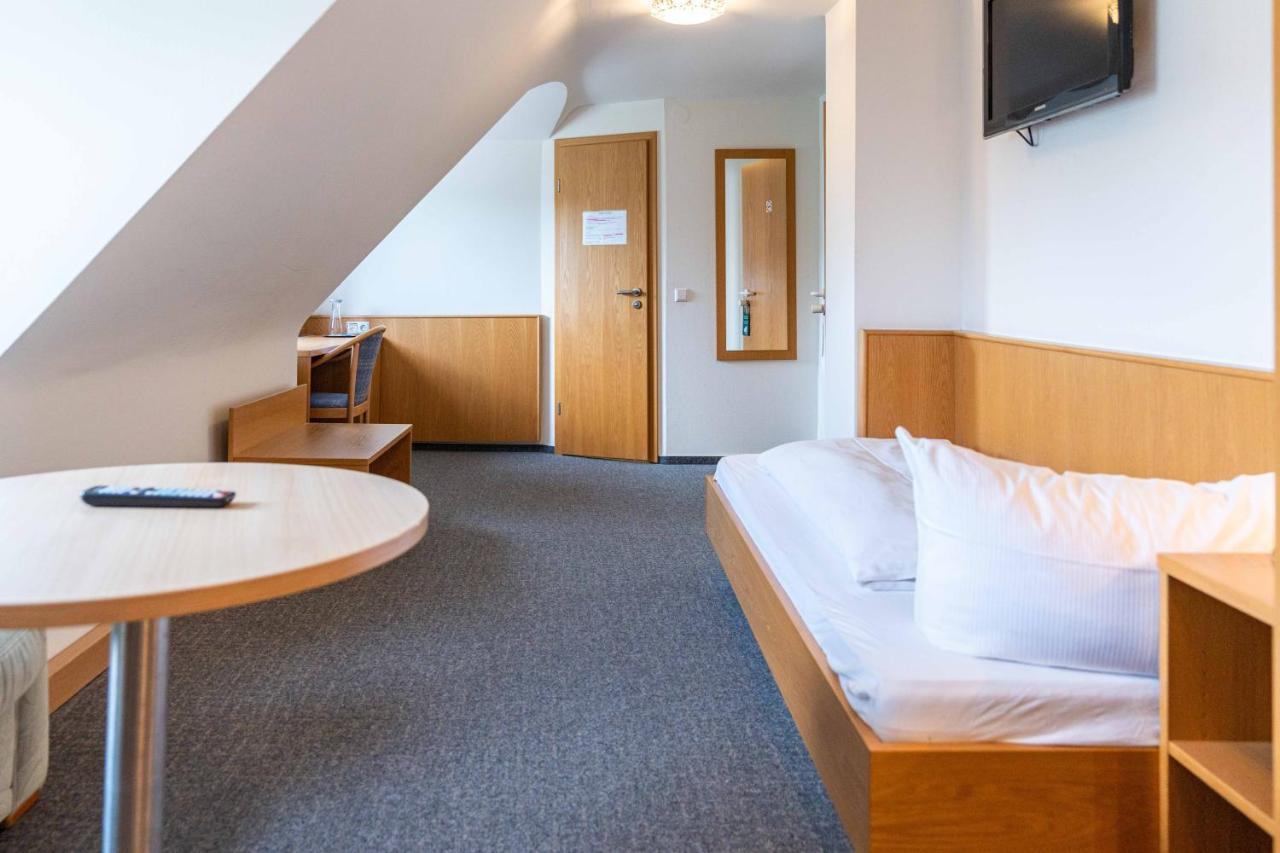 Hotel am Römerplatz Ulm Buitenkant foto